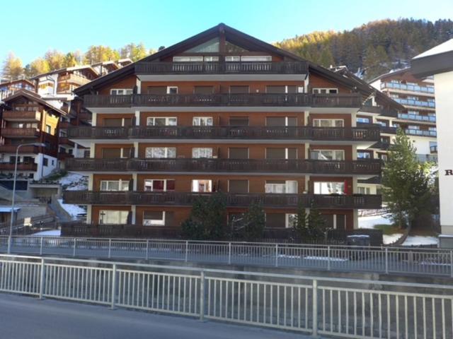 Charming Appartment In Zermatt - "Chez Ruth" Экстерьер фото